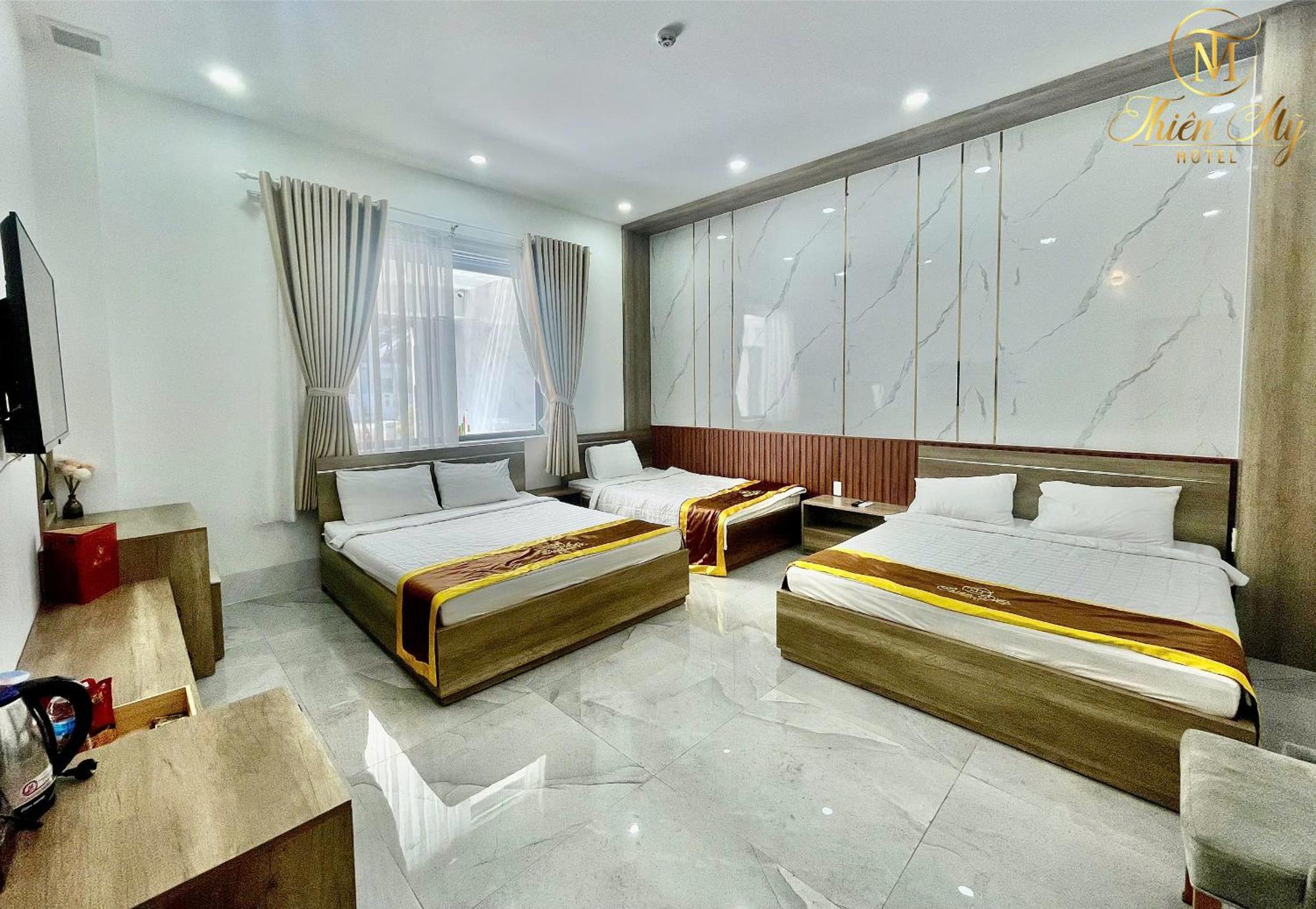 Khach San Thien My Hotel Rạch Giá Eksteriør billede